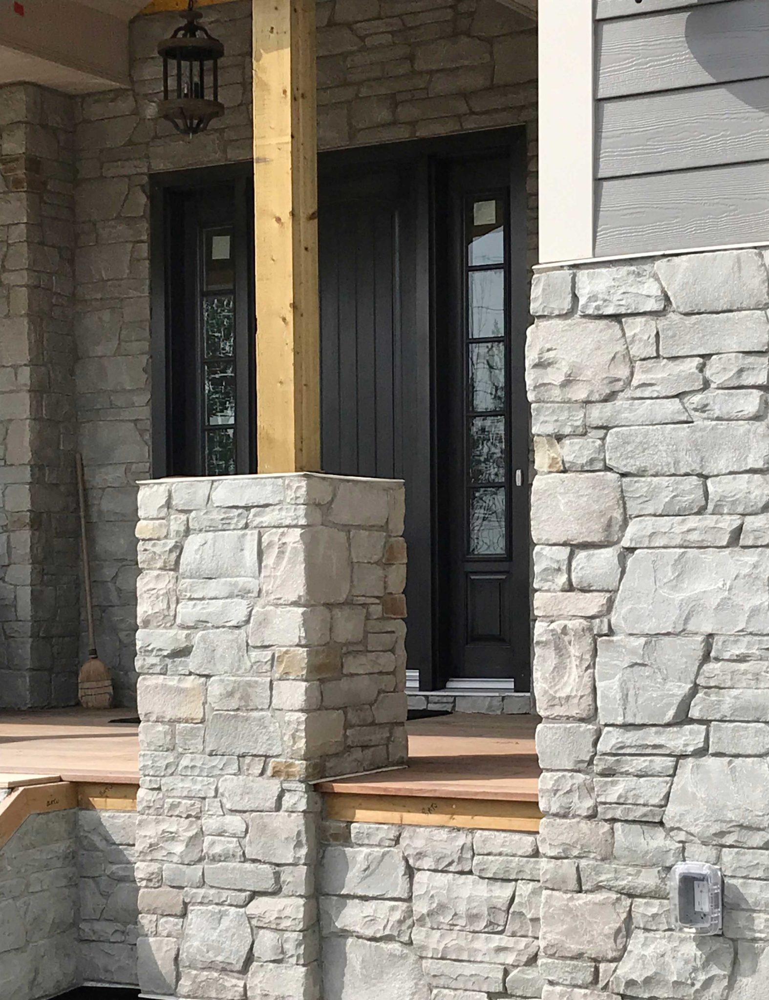 Oyster Cove Quarry Ledge Pangaea® Natural Stone CSI ENG