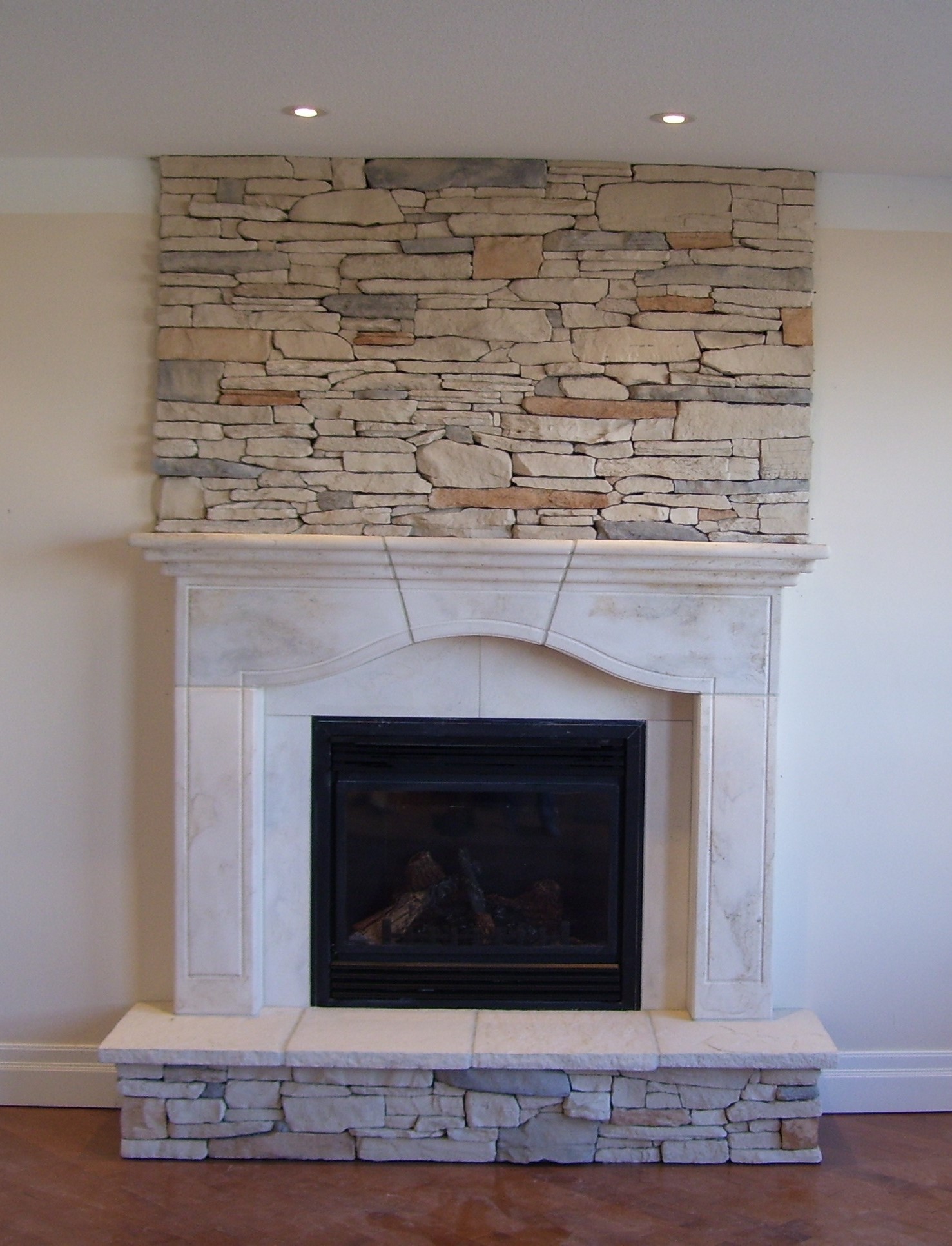 Cultured Stone® - Southern Ledgestone, White Oak