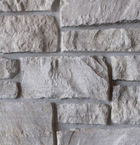 ThinCut™ Natural Stone Veneer - Random Height, Brookhaven with half inch mortar joints