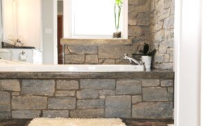 Colonial Brick & Stone - Split Face Ledgerock, Weatheredge