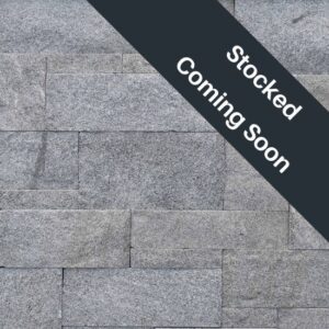 Pangaea® Natural Stone - 4 Course Ashlar Formfit, Chinook with tight fit mortar joints