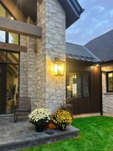 Colonial Brick & Stone - Tumbled Ledgerock, White Mist