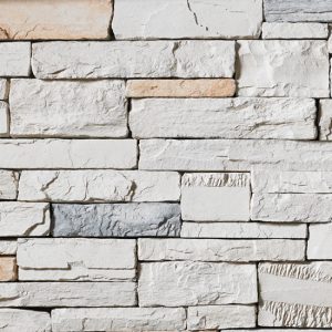 Cultured Stone® - Country Ledgestone, White Oak avec joints de mortier serrés