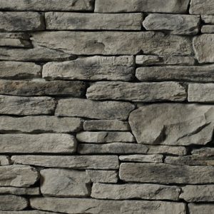 Cultured Stone® - Southern Ledgestone, Gray avec joints de mortier serrés