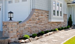 StoneTransitions® - Pier Cap, Flagstone Peaked - Summit