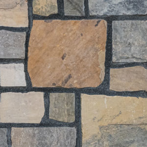 Pangaea® Natural Stone – Castlestone, Copper Canyon avec demi pouce joints de mortier