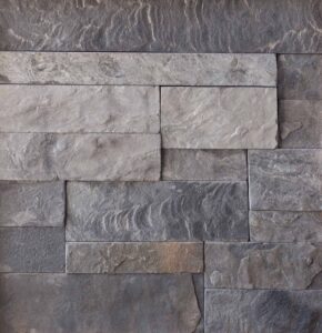 ThinCut™ Natural Stone - Ledgestone, Platinum avec joints de mortier serrés