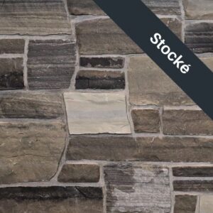 Colonial Brick & Stone - Split Face Ledgerock, #19 Blend avec demi pouce joints de mortier