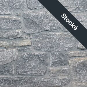 Colonial Brick & Stone - Tumbled Ledgerock, Weatheredge avec demi pouce joints de mortier