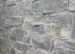 Colonial Brick & Stone - Split Face Ledgerock, Weatheredge avec demi pouce joints de mortier