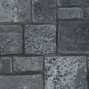 Pangaea® Natural Stone – Castlestone, Black Rundle with half inch mortar joints