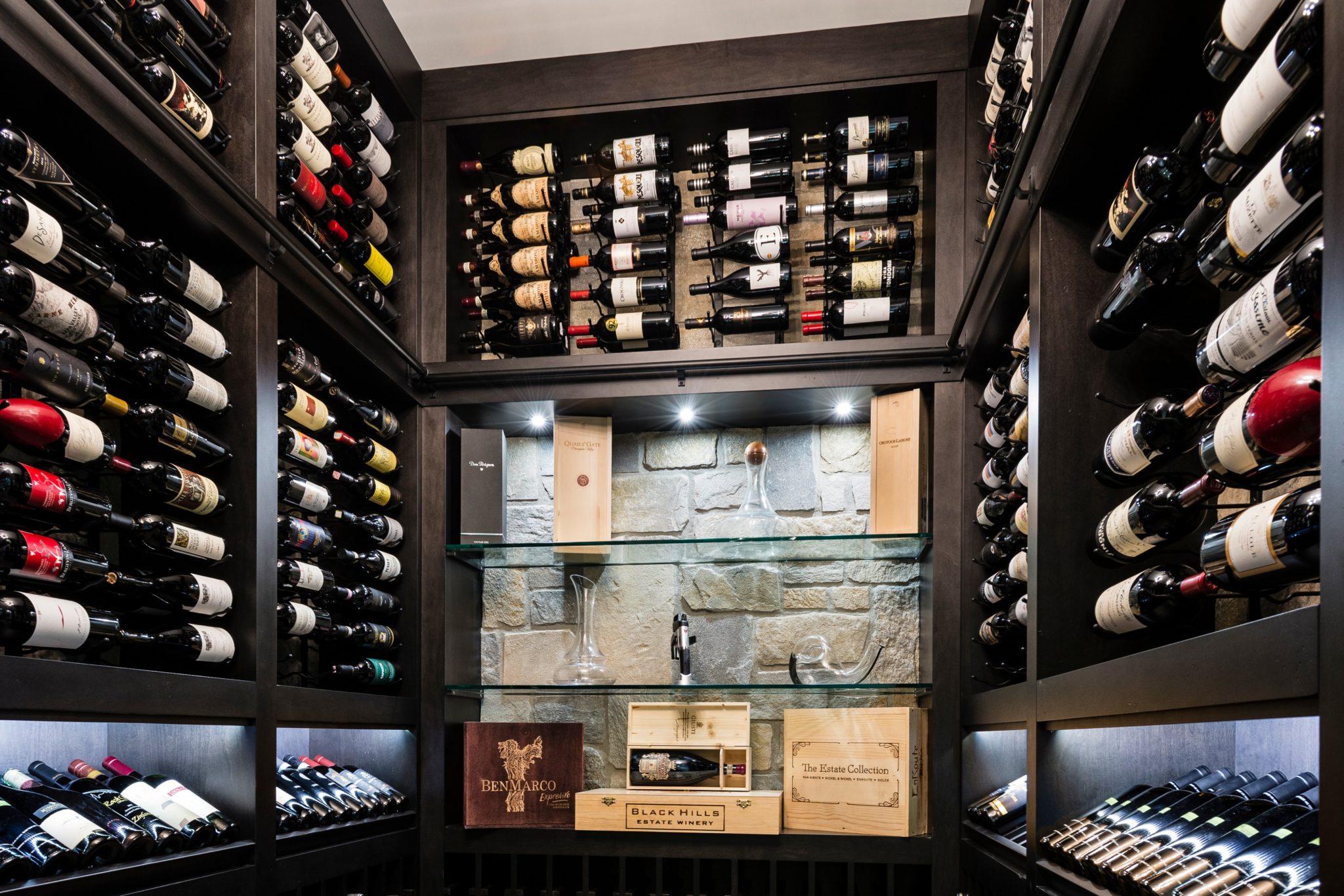 Pangaea® Natural Stone - Roman Castlestone, Sierra Ridge