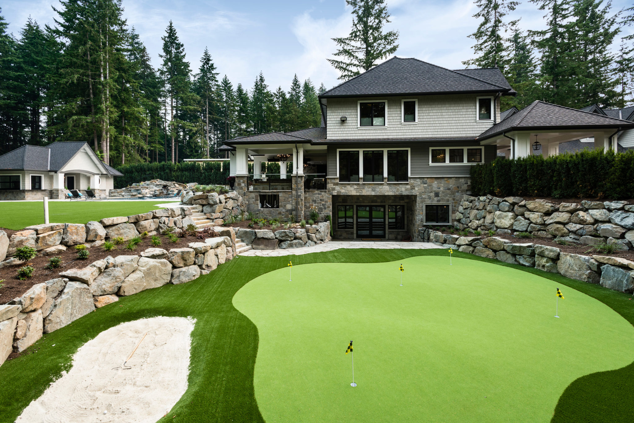 Pangaea® Natural Stone - Roman Castlestone, Sierra Ridge