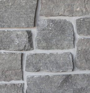 ThinCut™ Natural Stone - Random Height, Blue River with half inch mortar joints