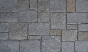 Pangaea® Natural Stone – Roman Castlestone, Chinook with half inch mortar joints